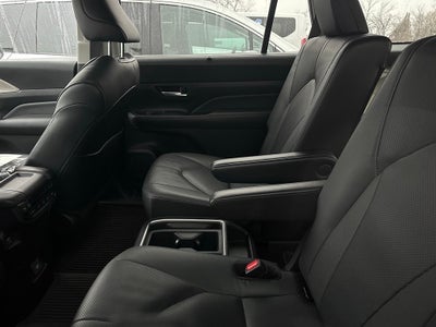 2024 Toyota Grand Highlander Platinum