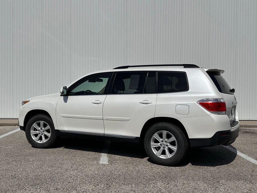 2011 Toyota Highlander SE