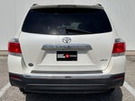 2011 Toyota Highlander SE