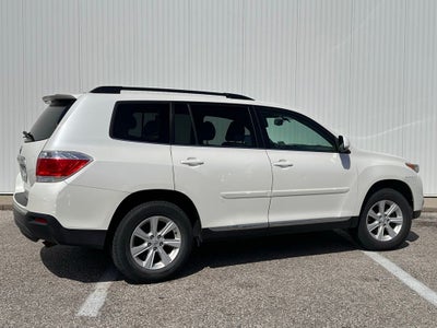 2011 Toyota Highlander SE