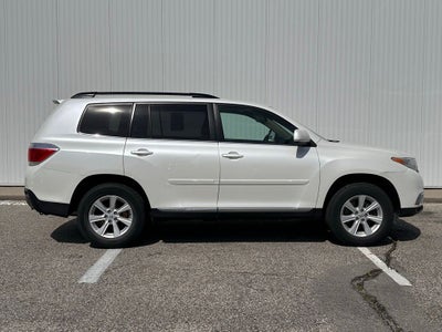 2011 Toyota Highlander SE
