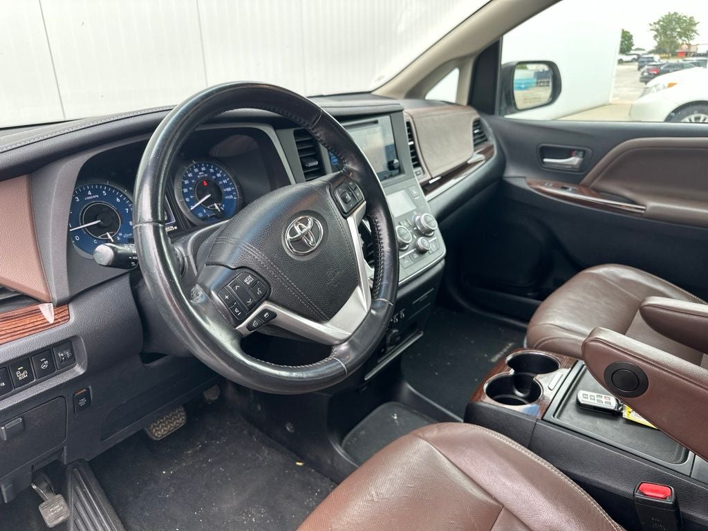2015 Toyota Sienna Limited Premium 7 Passenger