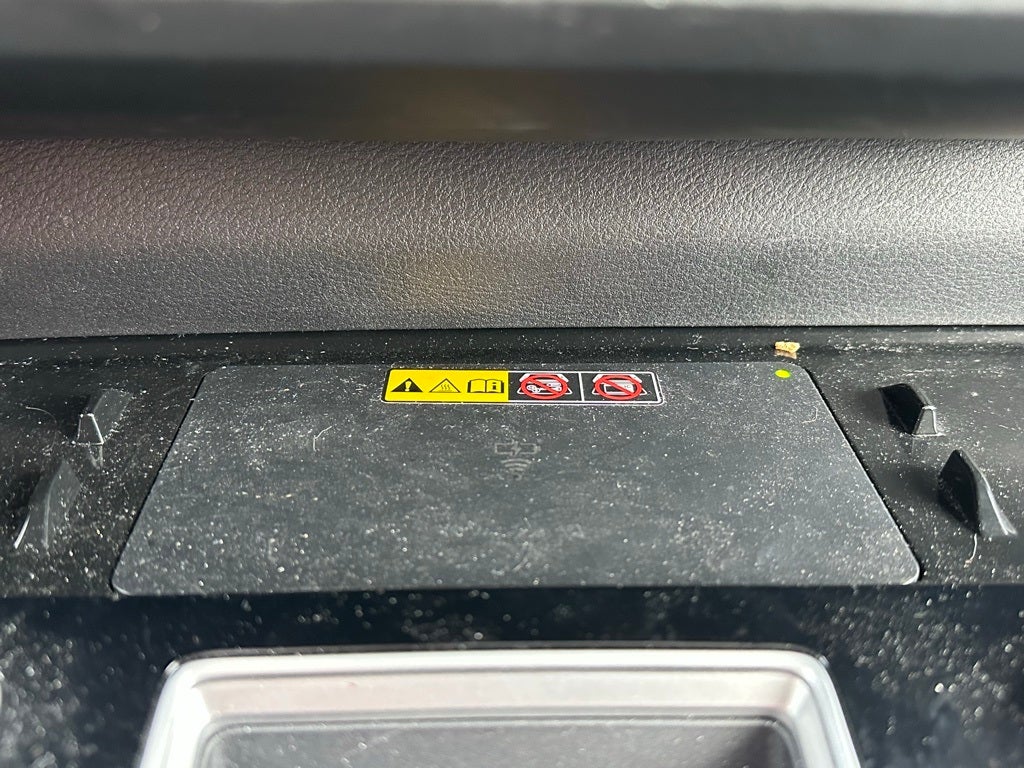 2025 Toyota Sienna Platinum Hybrid 7 Passenger