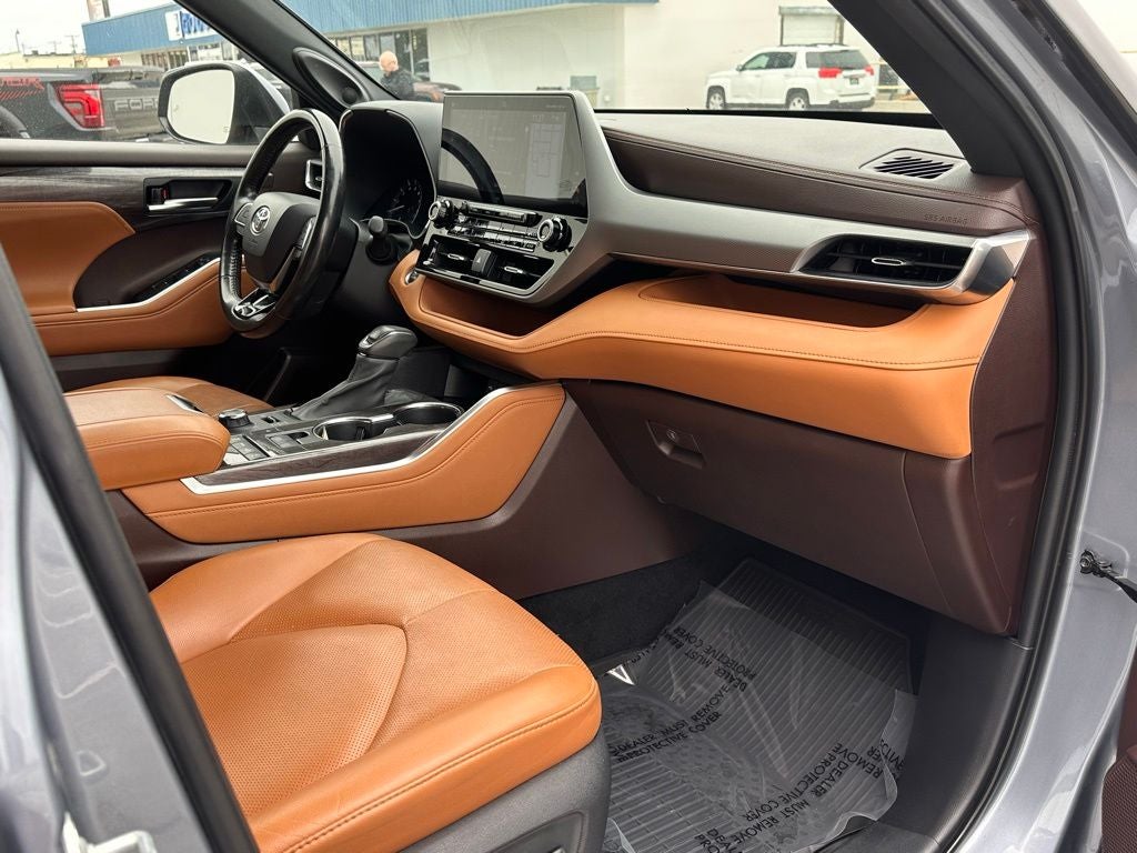 2021 Toyota Highlander Platinum