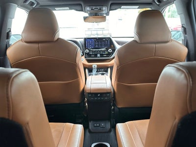 2021 Toyota Highlander Platinum