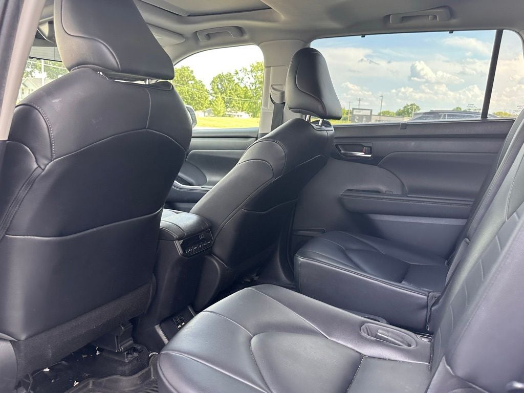 2021 Toyota Highlander Hybrid XLE