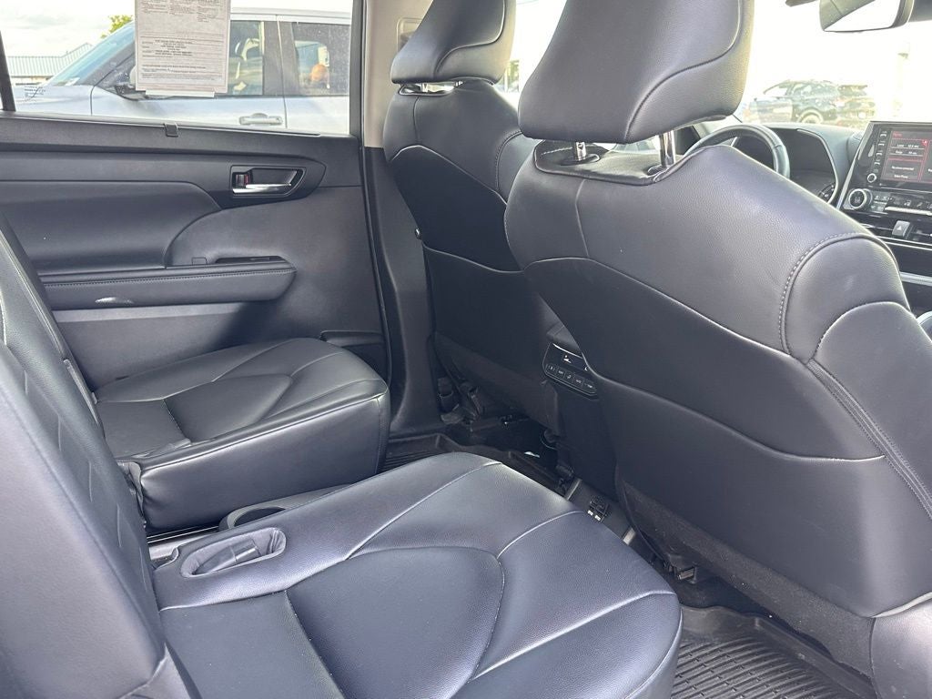 2021 Toyota Highlander Hybrid XLE