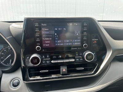 2021 Toyota Highlander XLE