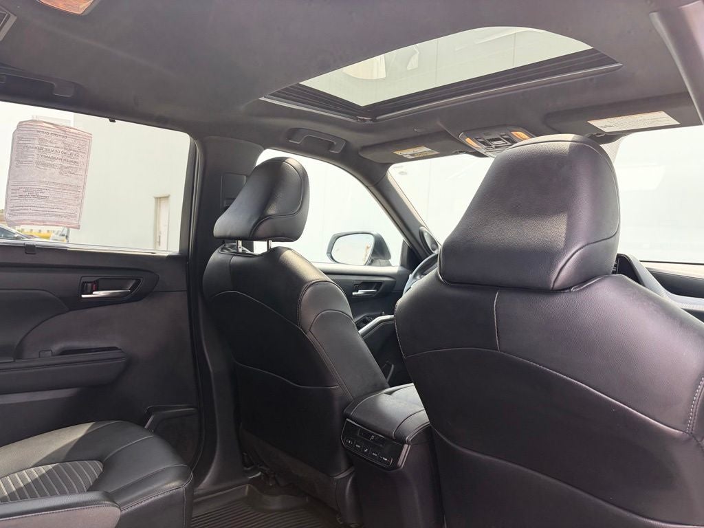 2022 Toyota Highlander XSE