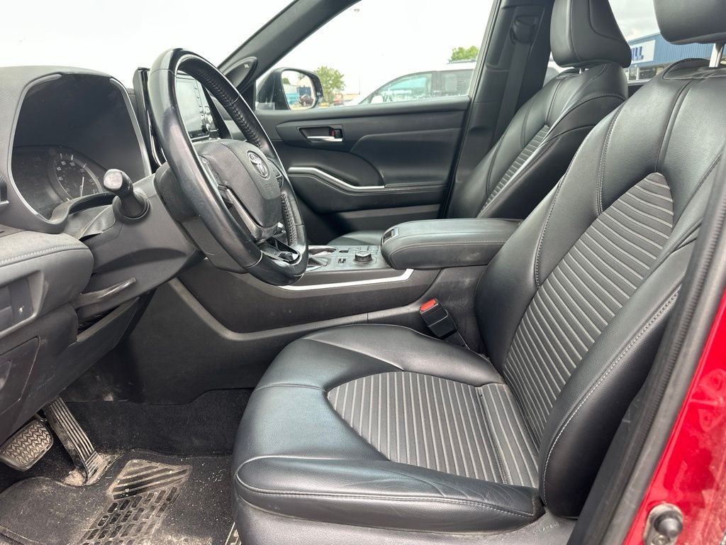 2021 Toyota Highlander XSE