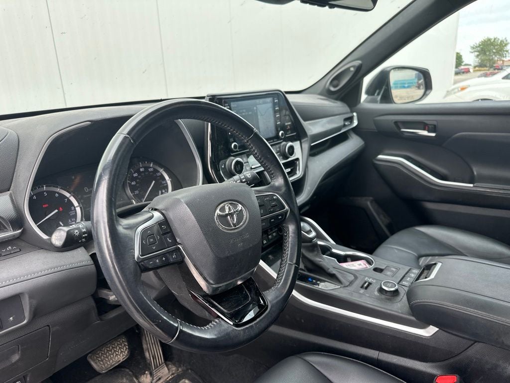 2021 Toyota Highlander XSE