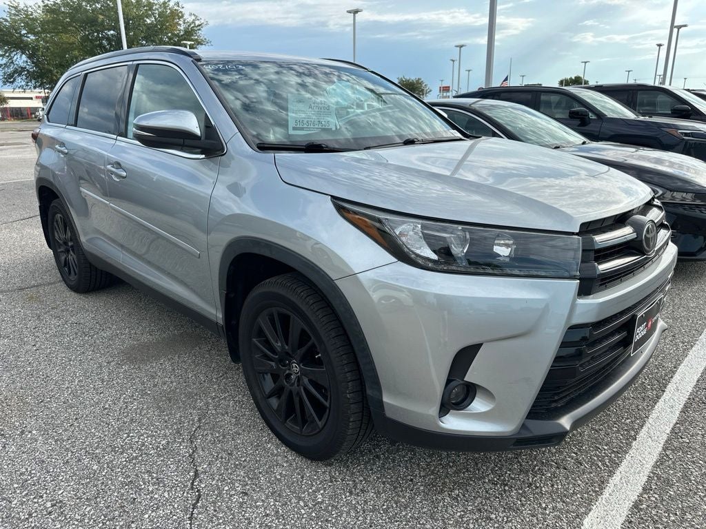 2019 Toyota Highlander SE