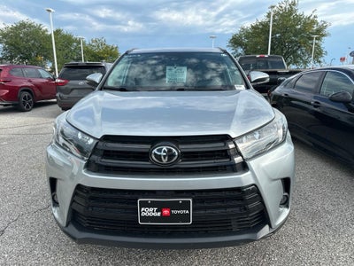 2019 Toyota Highlander SE