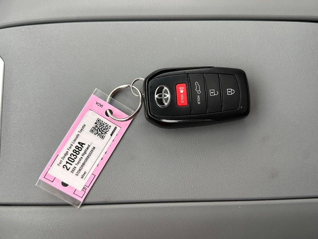 2024 Toyota Highlander Platinum