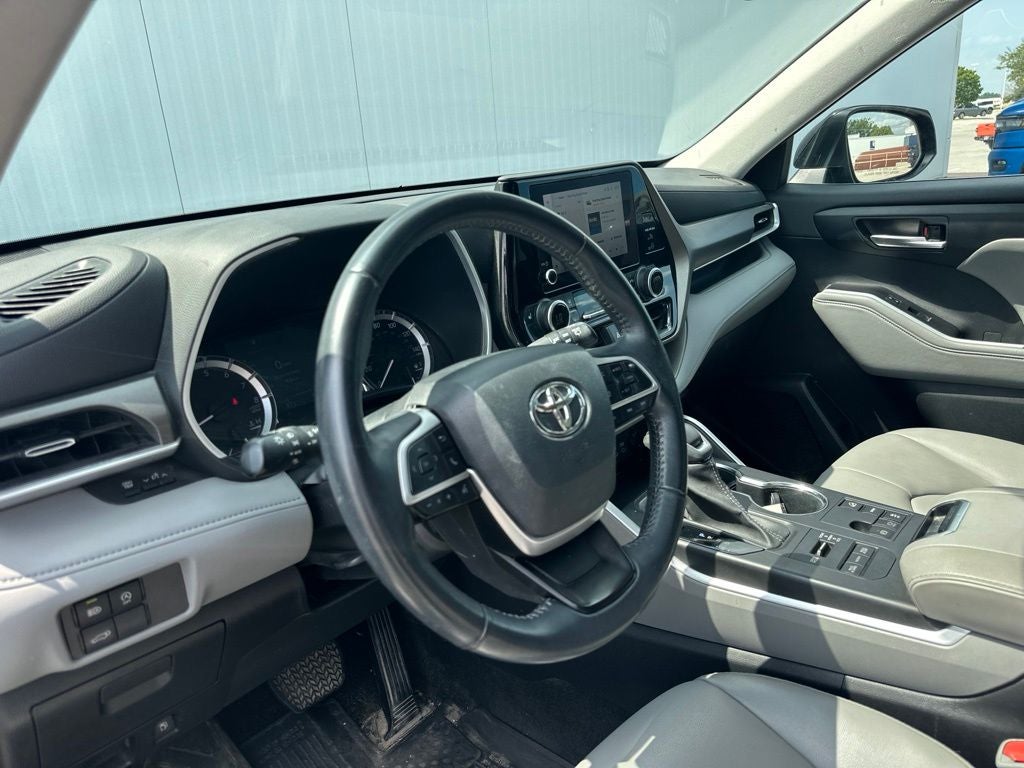 2023 Toyota Highlander XLE