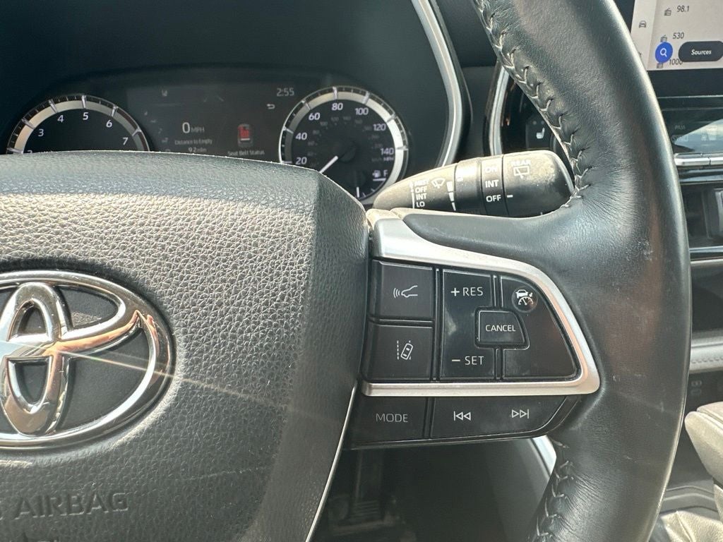 2023 Toyota Highlander XLE