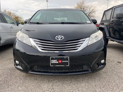 2015 Toyota Sienna XLE 8 Passenger