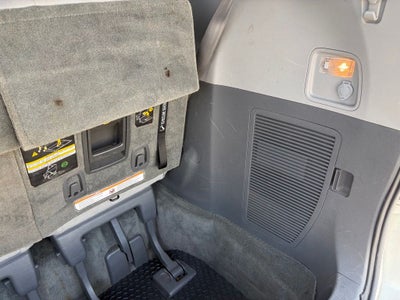 2015 Toyota Sienna XLE 8 Passenger
