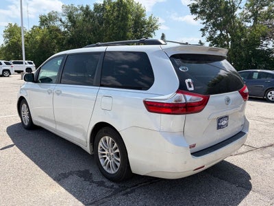 2015 Toyota Sienna XLE