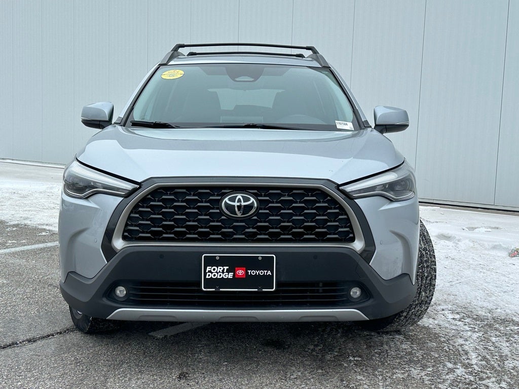 2024 Toyota Corolla Cross XLE