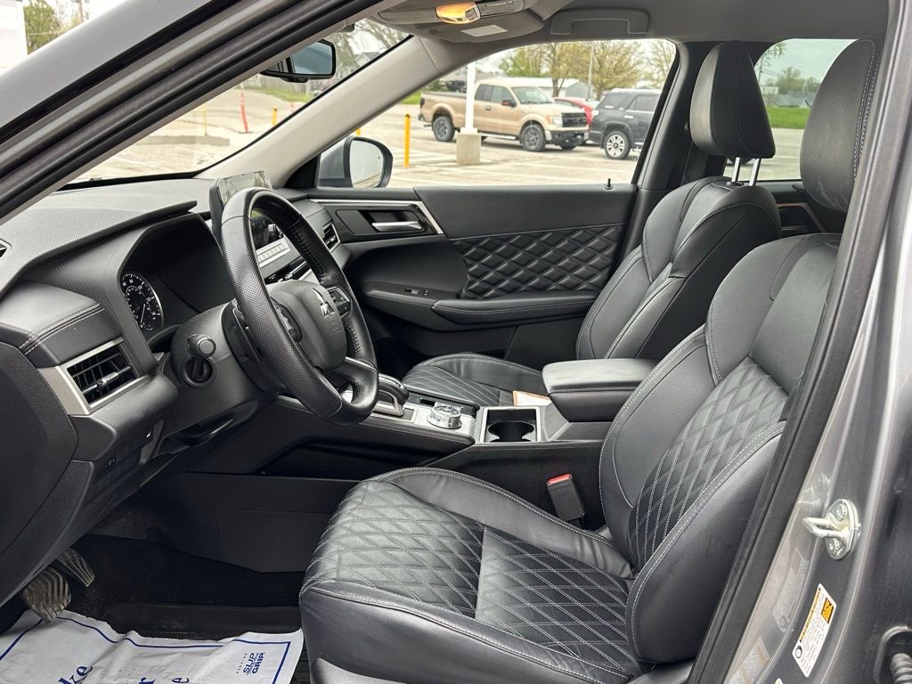 2022 Mitsubishi Outlander SEL