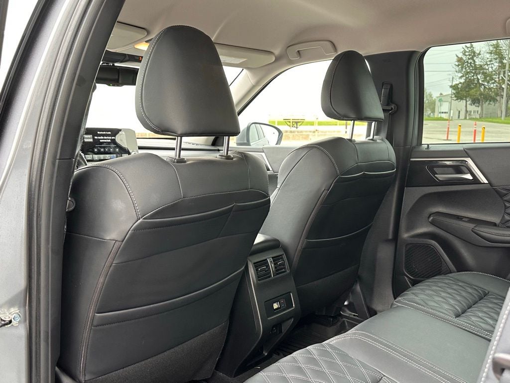 2022 Mitsubishi Outlander SEL