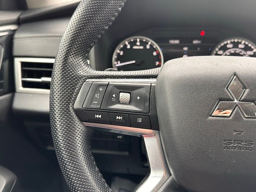 2022 Mitsubishi Outlander SEL