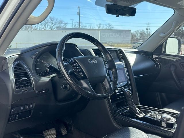 2021 INFINITI QX80 LUXE