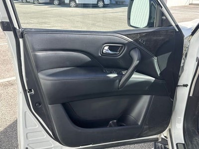 2021 INFINITI QX80 LUXE