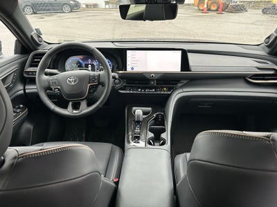 2025 Toyota Crown Signia Limited