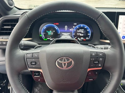 2025 Toyota Crown Signia Limited