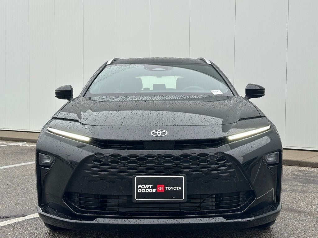 2025 Toyota Crown Signia Limited