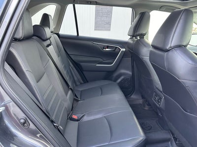 2022 Toyota RAV4 Hybrid XLE Premium