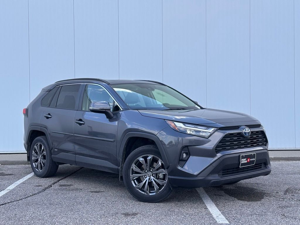 2022 Toyota RAV4 Hybrid XLE Premium