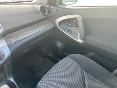 2006 Toyota RAV4 Sport