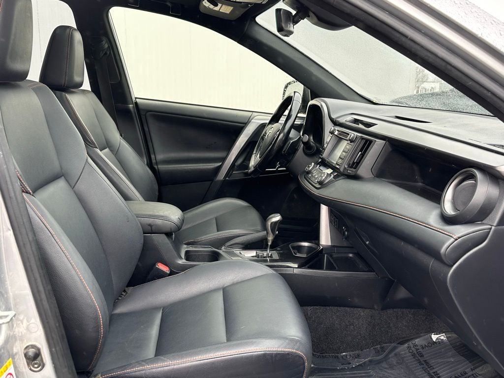 2018 Toyota RAV4 SE