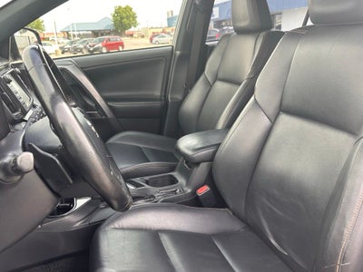 2018 Toyota RAV4 SE