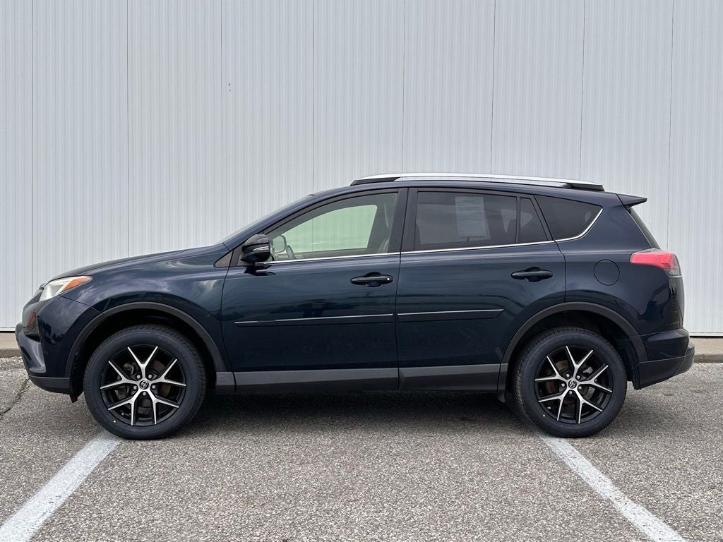 2018 Toyota RAV4 SE