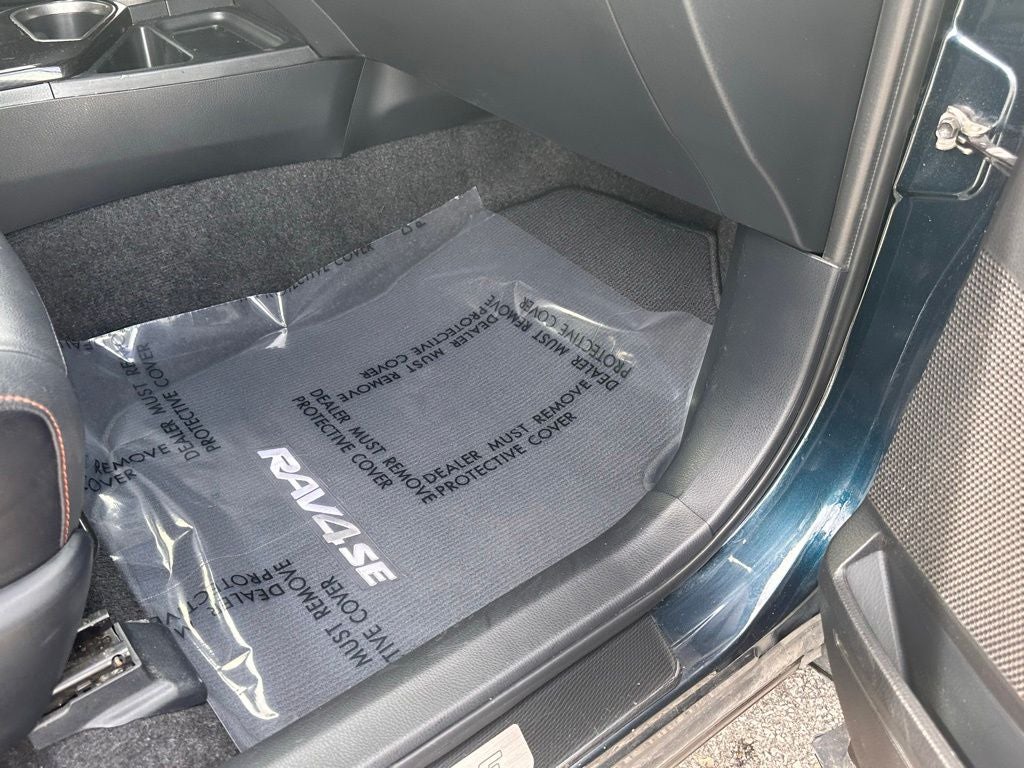 2018 Toyota RAV4 SE