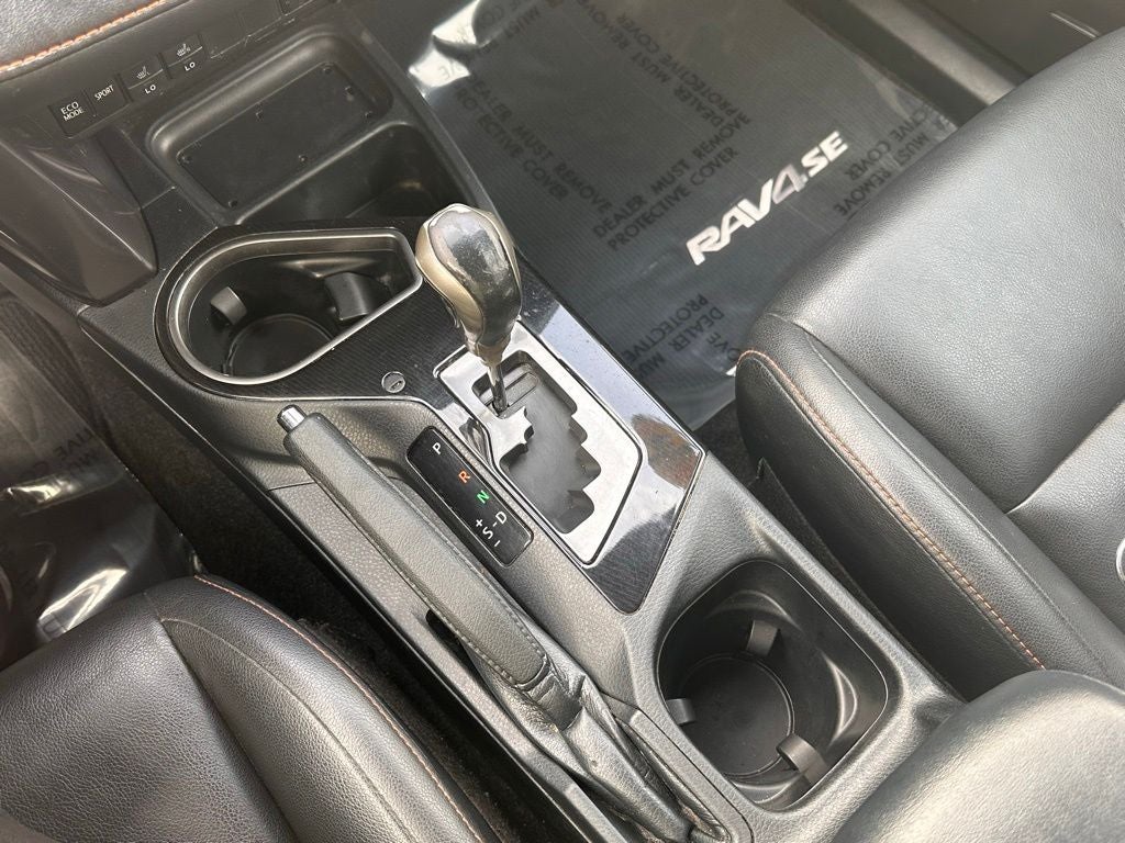 2018 Toyota RAV4 SE