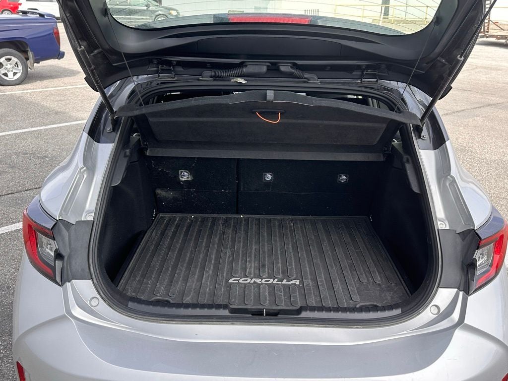 2023 Toyota Corolla Hatchback SE