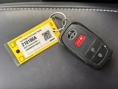 2023 Toyota Corolla Hatchback SE