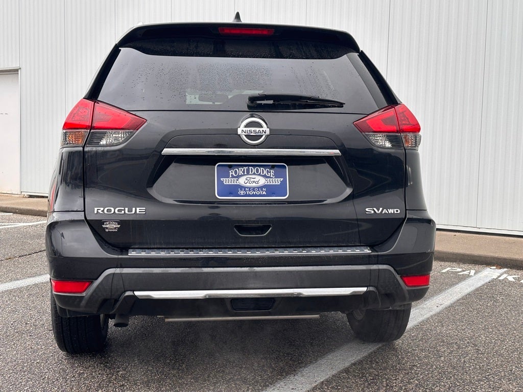 2018 Nissan Rogue SV