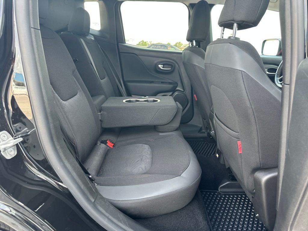 2022 Jeep Renegade Trailhawk