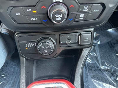 2022 Jeep Renegade Trailhawk