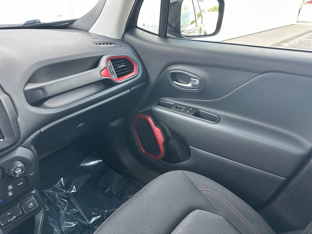 2022 Jeep Renegade Trailhawk