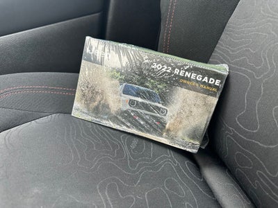 2022 Jeep Renegade Trailhawk