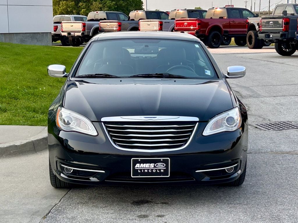 2011 Chrysler 200 Limited