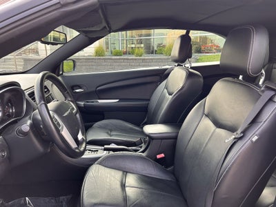 2011 Chrysler 200 Limited