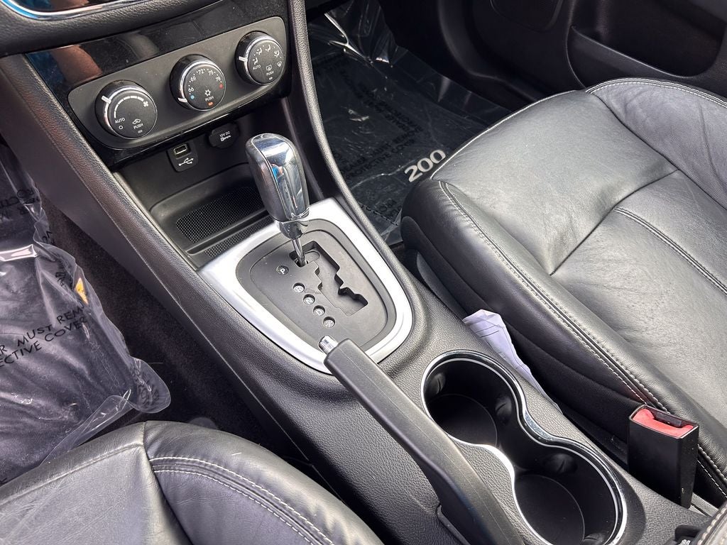 2011 Chrysler 200 Limited